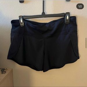 NWOT lulu speed up shorts 4 inch inseam